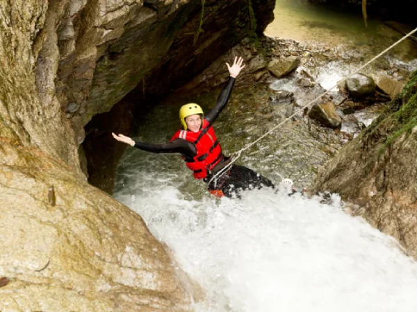 Canyoning (Pasadía)